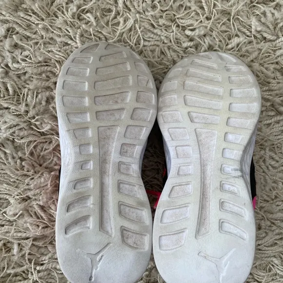 Jordan youth 3Y pink running kids shoes