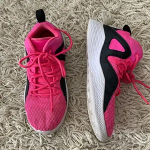 Jordan youth 3Y pink running kids shoes
