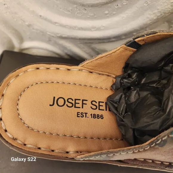 Josef Seibel Women's, Catalonia 51 Clogs. Graphite. NIB. Size EU 36/US 5-5.5