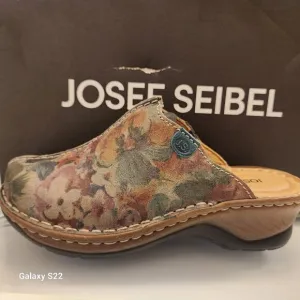 Josef Seibel Women's, Catalonia 51 Clogs. Graphite. NIB. Size EU 36/US 5-5.5