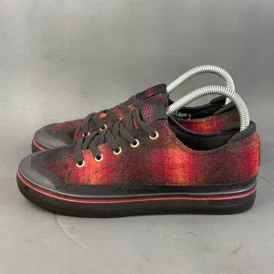 KEEN Elsa IV Sneaker shoes Womens size 7 Red/Black Plaid