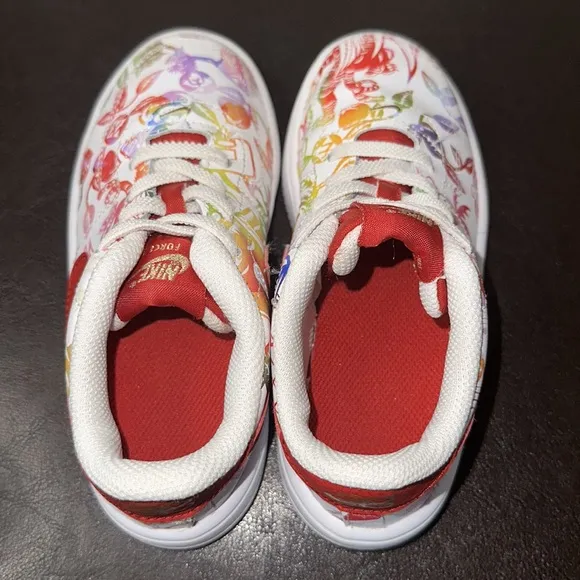 Kids Nike Air Force 1 18 “Gym Red”…