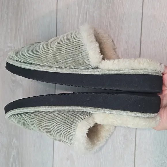 Kith Mens Fur Slippers slip on clog shoes sz  9.5