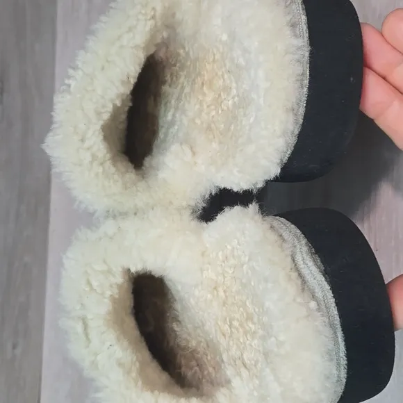 Kith Mens Fur Slippers slip on clog shoes sz  9.5