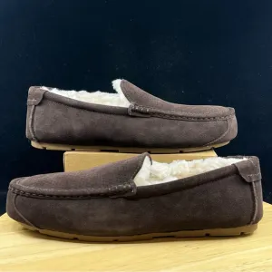 KOOLABURRA BY UGG MEN’S TIPTON EMBOSS 1119273 SIZES CHOCOLATE BROWN/ BRAND NEW