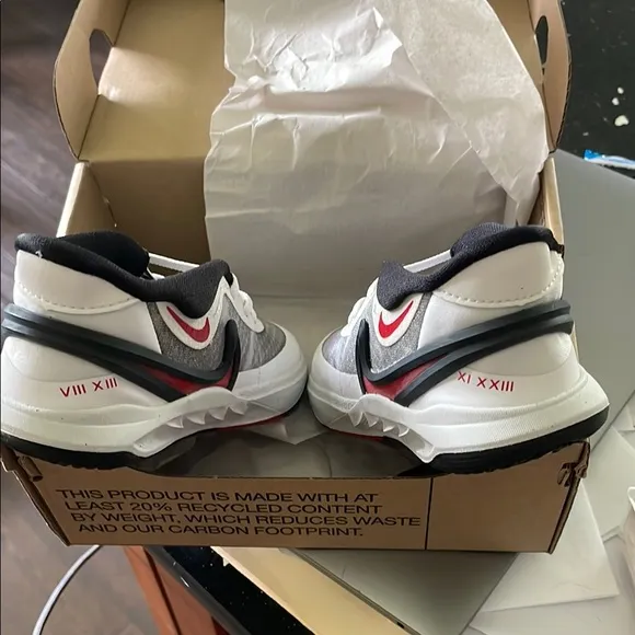 Kyrie 8 TD brand new
