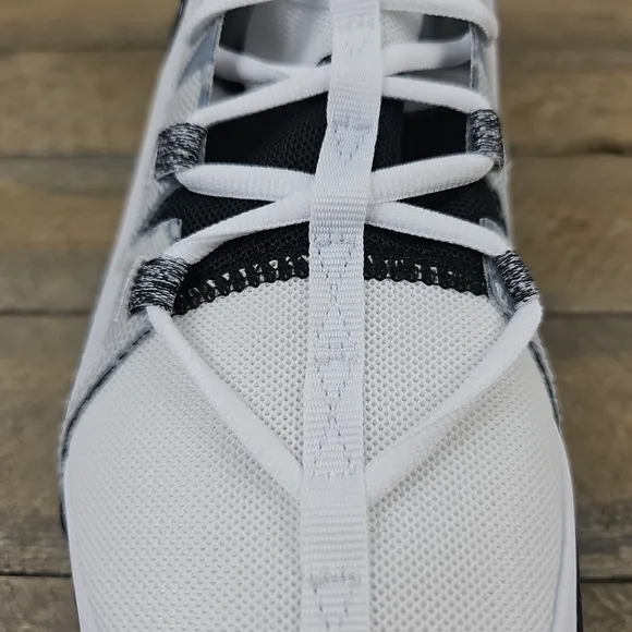 Kyrie Flytrap VI White Black Men's Basketball Shoes Sneakers  NEW