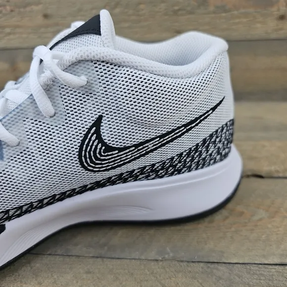 Kyrie Flytrap VI White Black Men's Basketball Shoes Sneakers  NEW