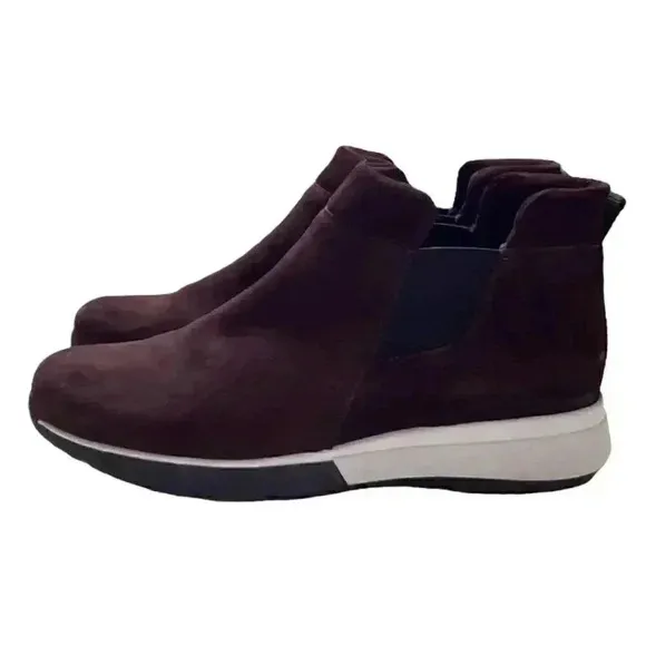 La Canadienne Chelsea Boots Shoes Women 10 M 42 Red Waterproof Suede Slip On
