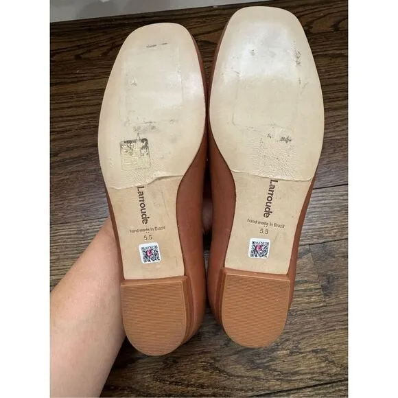 LARROUDE Maria Leather Flat in Caramel