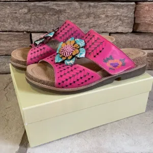 L’Artiste Spring Step sz 42 Gardany-FXM fushia multi color floral leather sandal