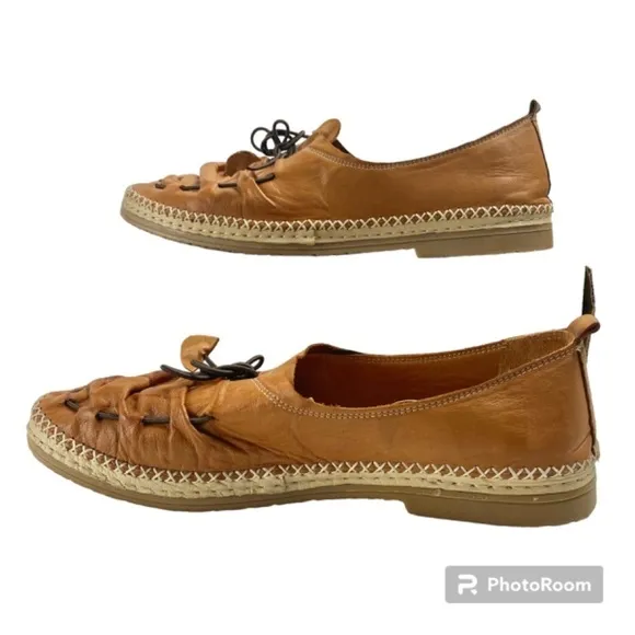 🍋LEMON N LIME Slip-on Leather Shoes In tan Size 41