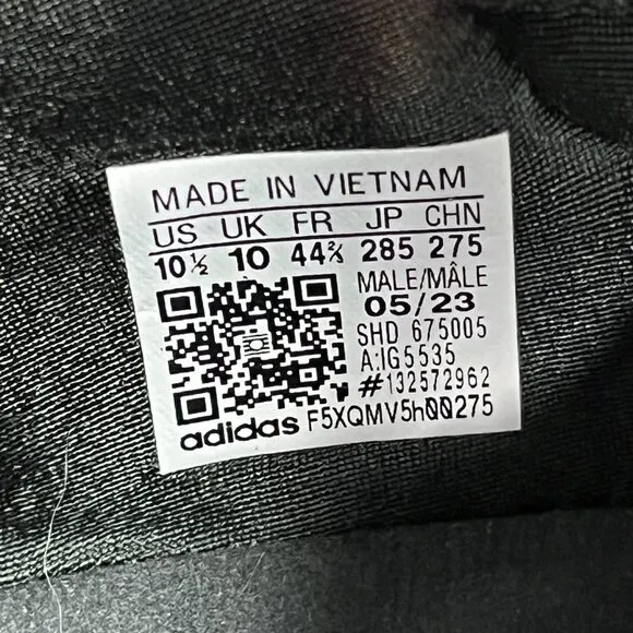 Like New Adidas‎ NMD R1 Men's Black Carbon Gray Running Shoes