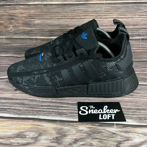 Like New Adidas‎ NMD R1 Men's Black Carbon Gray Running Shoes