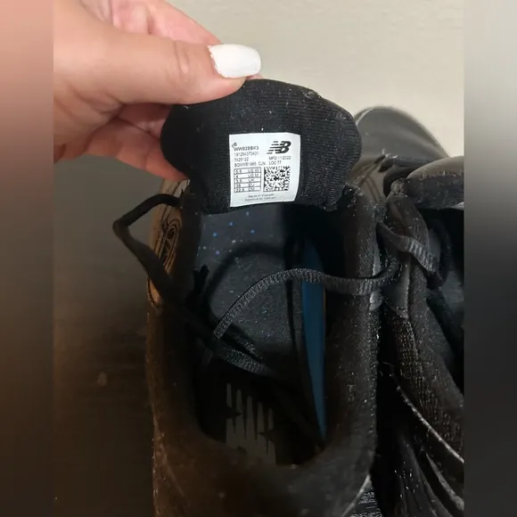 🔥Like New - New balance Black 928v3 walking shoes- W size 5.5/ kids 5.5