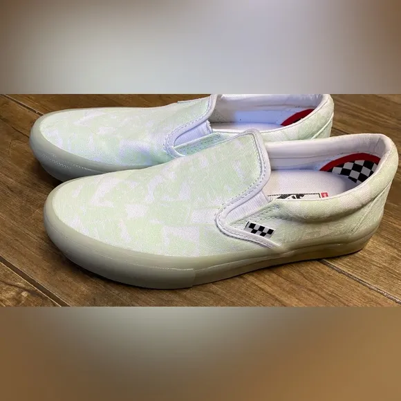 Like new! Vans PopCush Slip On 'Glow In The Dark' Low Skate Shoes