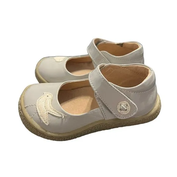 Livie &amp; Luca Sz 8 Grey Pio Pio Patent Leather Mary Jane Shoes