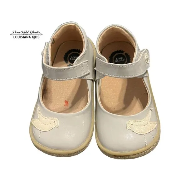 Livie &amp; Luca Sz 8 Grey Pio Pio Patent Leather Mary Jane Shoes