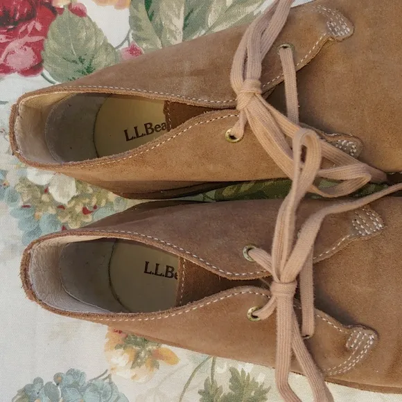 L.L. Bean Women's Stonington Suede Chukka Ankle Boots in Tan size 10