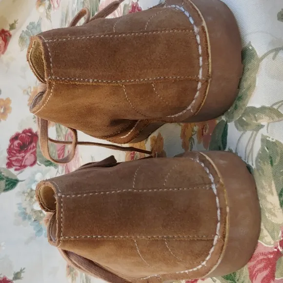 L.L. Bean Women's Stonington Suede Chukka Ankle Boots in Tan size 10