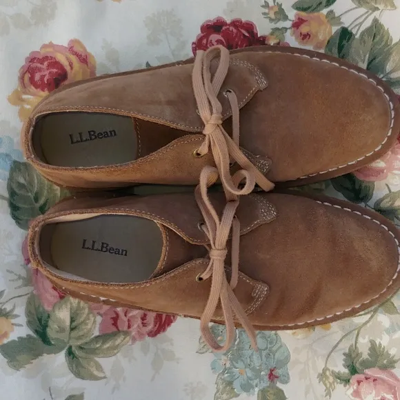 L.L. Bean Women's Stonington Suede Chukka Ankle Boots in Tan size 10