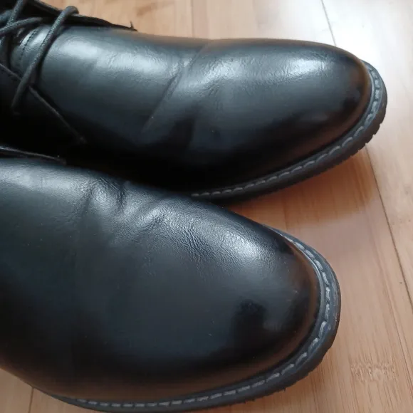 London Fog Memory Foam Chukka Shoes 10.5