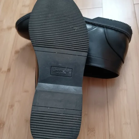 London Fog Memory Foam Chukka Shoes 10.5
