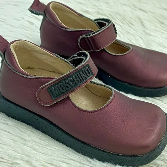 Love Moschino Burgundy Girls Sz 4 Mary Jane Leather Rubber Logo Shoes