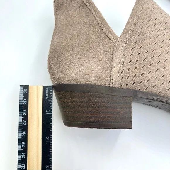 Lucky Brand Women's Baley Taupe Brown Suede Leather Ankle Boots Booties 9.5 NEW
