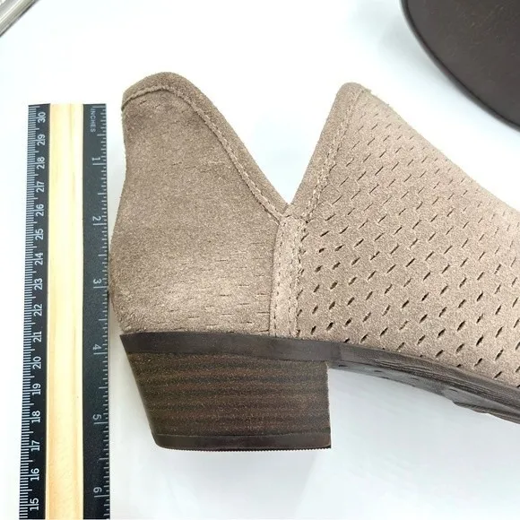 Lucky Brand Women's Baley Taupe Brown Suede Leather Ankle Boots Booties 9.5 NEW