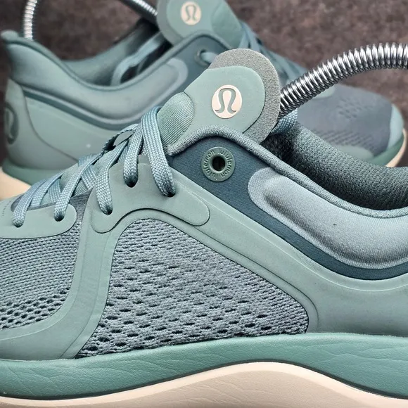 Lululemon Chargefeel Workout Low Running Shoes Athletic Gym Blue Size 7