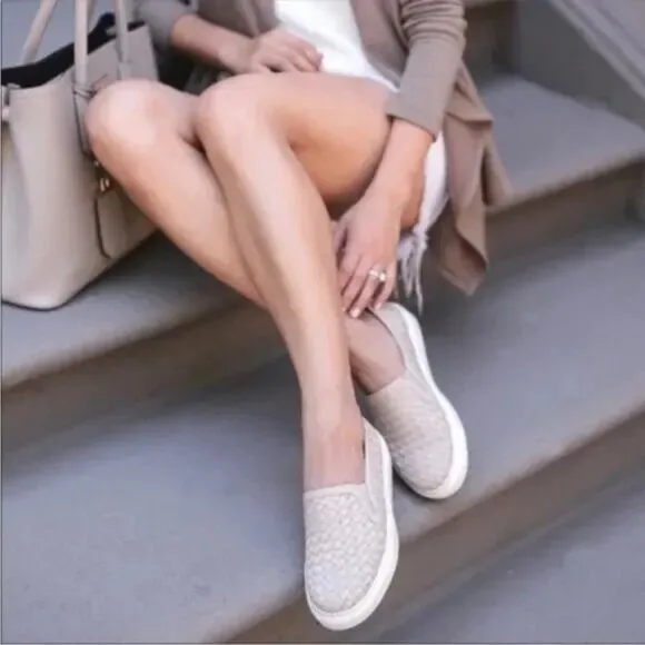 M. Gemi The Cerchio Slip On Sneaker in Dove Gray
