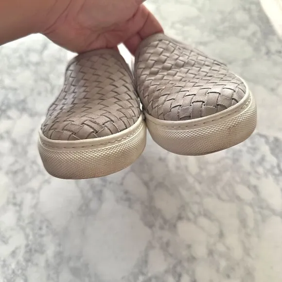 M. Gemi The Cerchio Slip On Sneaker in Dove Gray