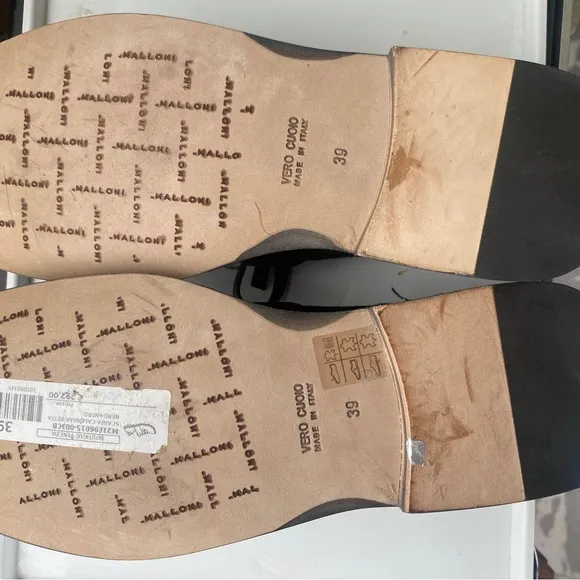 malloni Lace Up shoes in black. sz 39. retail $352