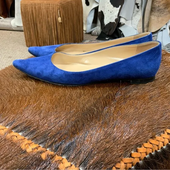 Manolo Blahnik Blue Suede Ballet Flats womens 37 1/2 GREAT SHAPE