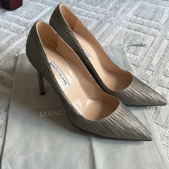 Manolo Blahnik Women's pumps