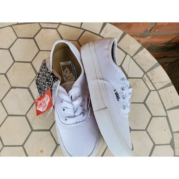 Men And Youth Size 5 VANS Authentic Pro True White Women Size 6.5 Unisex Style