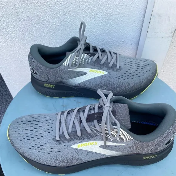 Men's Brooks Ghost 16 Running Shoes (11.5 US)