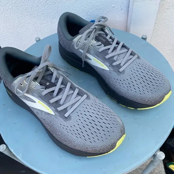 Men's Brooks Ghost 16 Running Shoes (11.5 US)