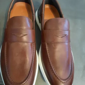 Men's Designer Wolf &amp; Shepherd Crossover Loafer in Maple, Size 9