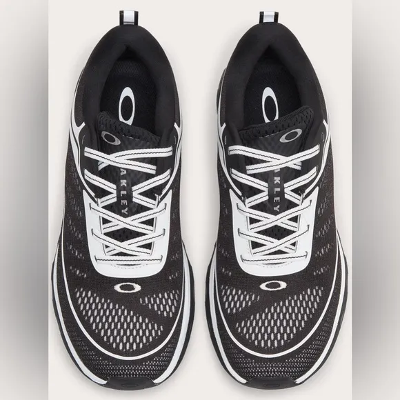 MENS OAKLEY Spur OS - Black/White Shoes