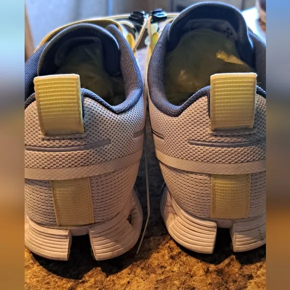Men's On Cloud Nexus Running Sneakers Shoes Glacier/Limelight Sz 10 Read
