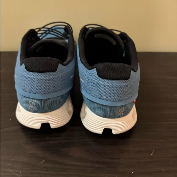 Mens On Cloud Running Cloud 5 Shoes Size 12
