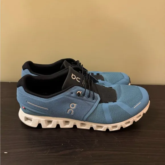 Mens On Cloud Running Cloud 5 Shoes Size 12