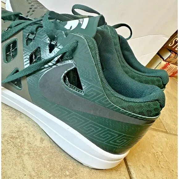 Michigan‎ State Nike Shoes - Men's 12.5 EXC