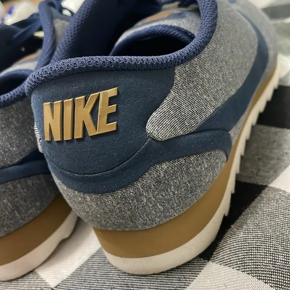 MINT! Nike Cortez Ultra SE 'Midnight Navy Beige' Sneakers Shoes Women's  Size 10