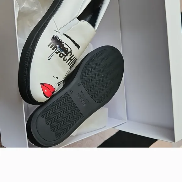 Moschino Shoes Slip On Sz 37 Us 7 Unique Crying Couture Jerry Scott N/box Women