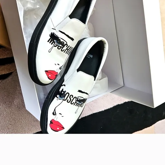 Moschino Shoes Slip On Sz 37 Us 7 Unique Crying Couture Jerry Scott N/box Women