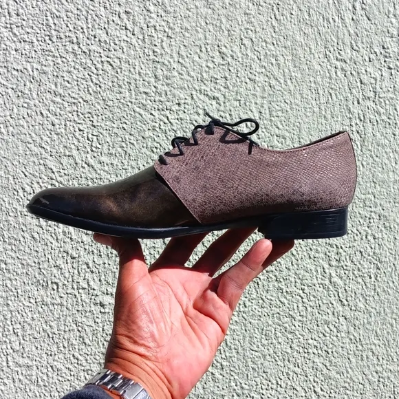 Munro Womens Two Tone Markella Luxury Derby