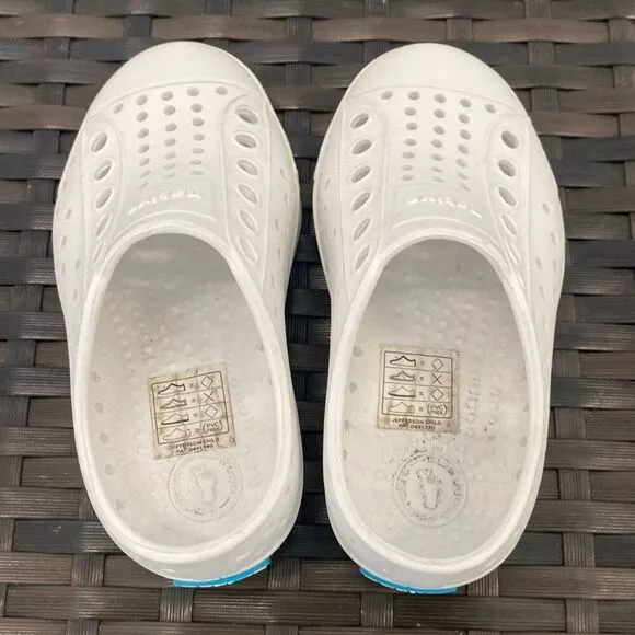 Native Jeffersons shoes children’s size 7